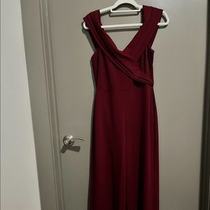 Lulus Jumpsuit. Hemmed for someone 5’2 with heels. Size Medium